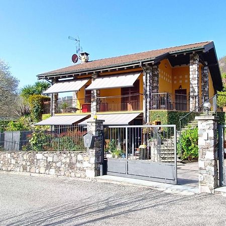 Brovello-Carpugnino Vill'Ariel Sport & Relaxヴィラ エクステリア 写真